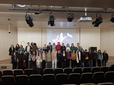 Campus France temsilcisi Fidan Dinç Fransa'daki Eğitim Üzerine Hibrit Bir Eğitim Gerçekleştirdi.