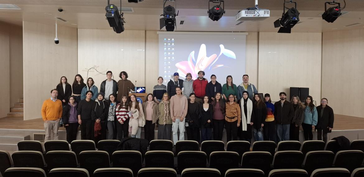 Anasayfa Etkinlikler Campus France temsilcisi Fidan Dinç Fransa'daki Eğitim Üzerine Hibrit Bir Eğitim Gerçekleştirdi.